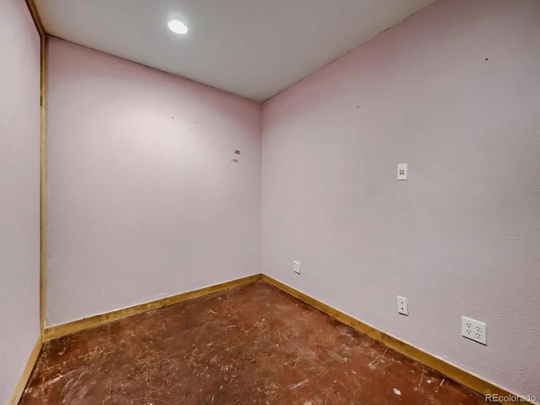 Photo of 740 Beth Ave