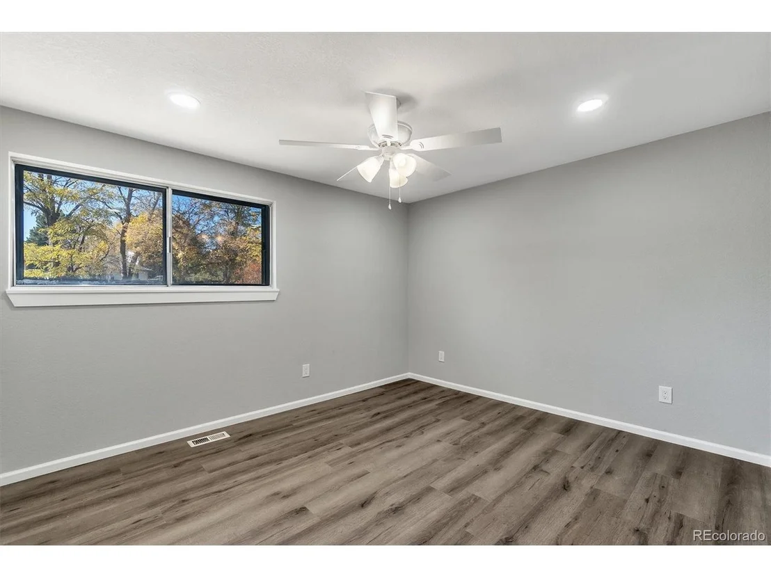 Photo of 6735 Jay St