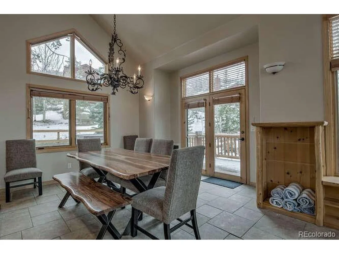 Photo of 89 Fairview Cir