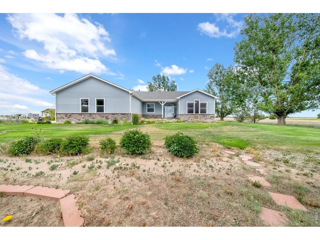 Photo of 12 Trailside Dr