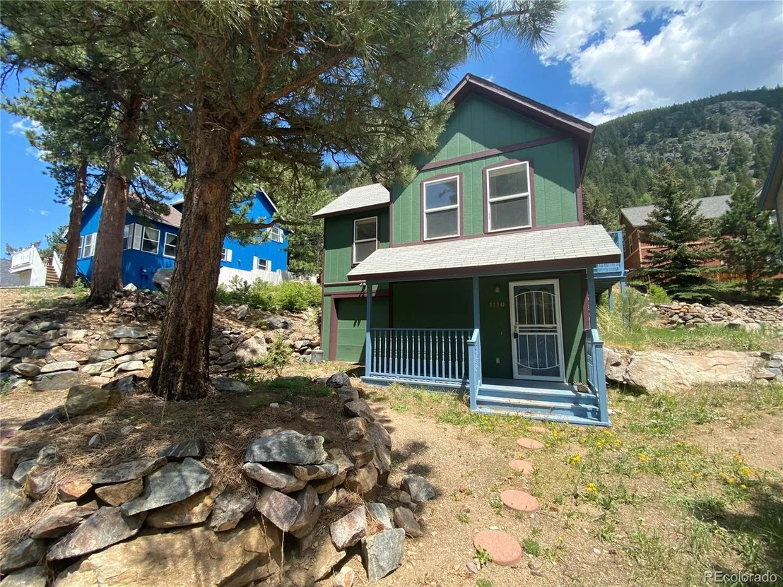 Photo of 1110 Main St