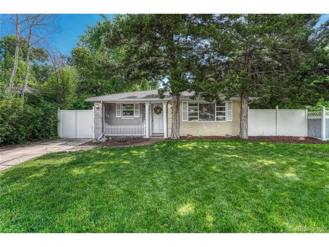 Photo of 1712 Olive Street