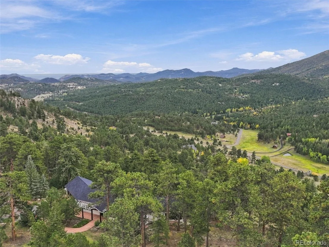Photo of 35000 Fox Ridge Rd
