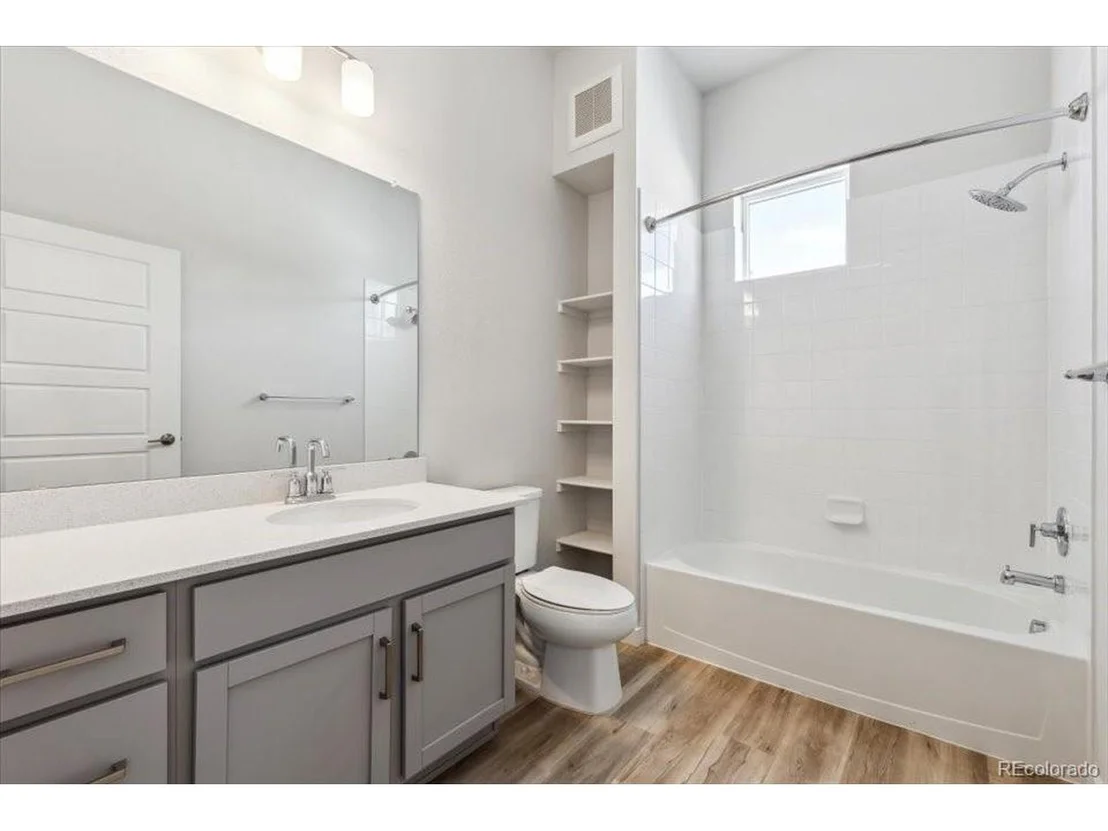 Photo of Unit 2106 at 485 Interlocken Blvd