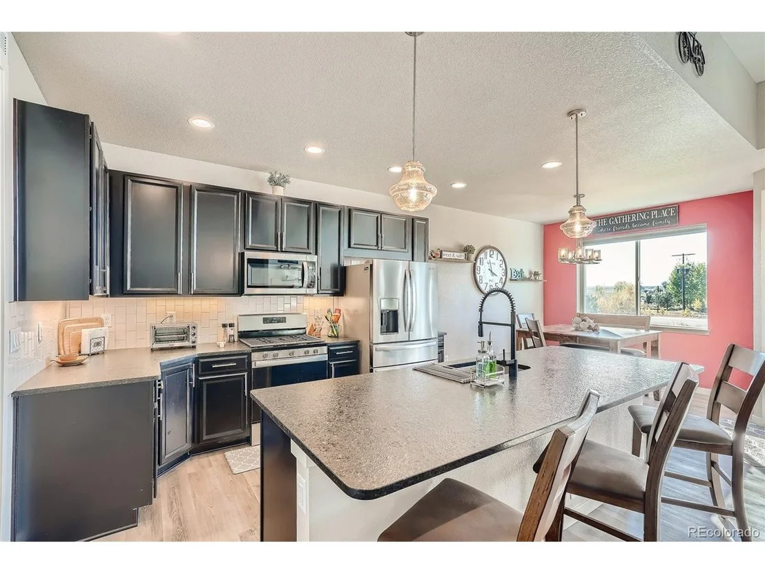 Photo of 649 White Tail Ave