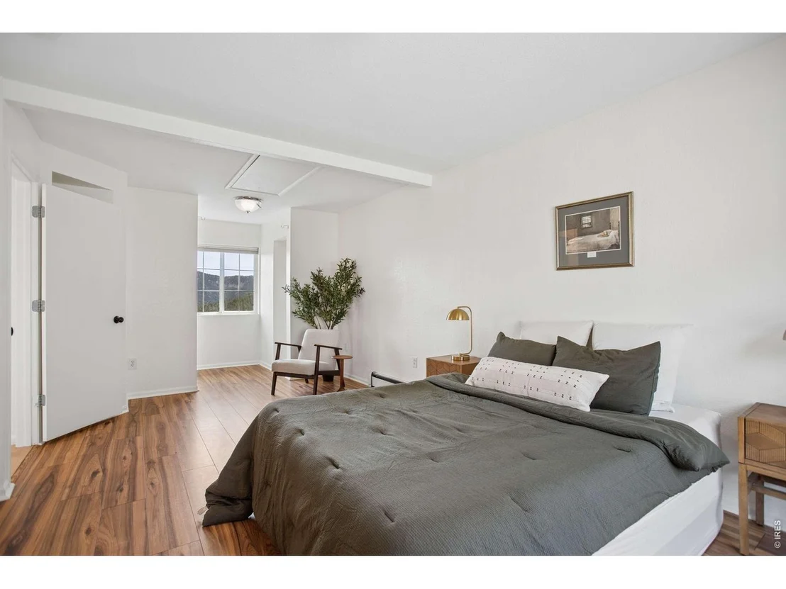 Photo of 11150 Circle Dr