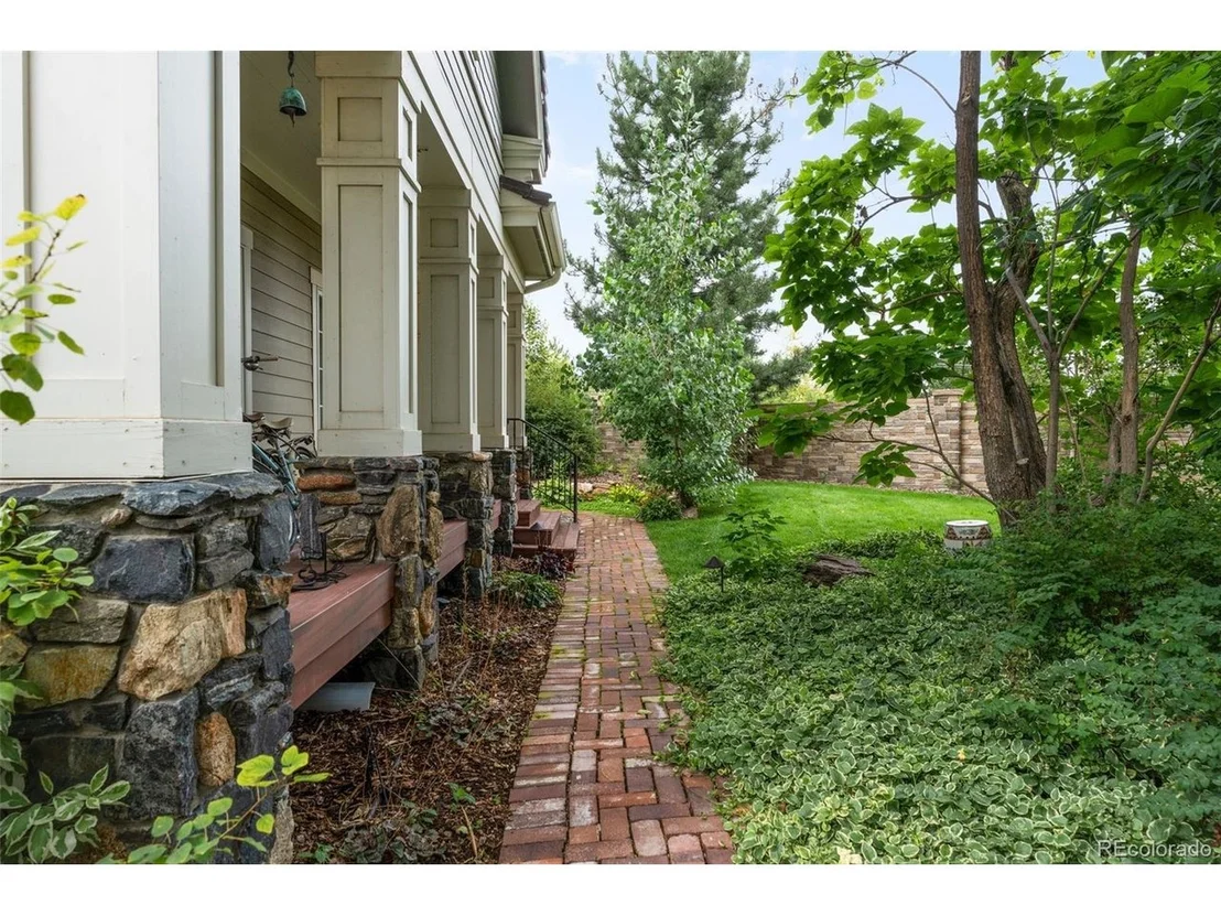 Photo of 3166 Juniper Ct