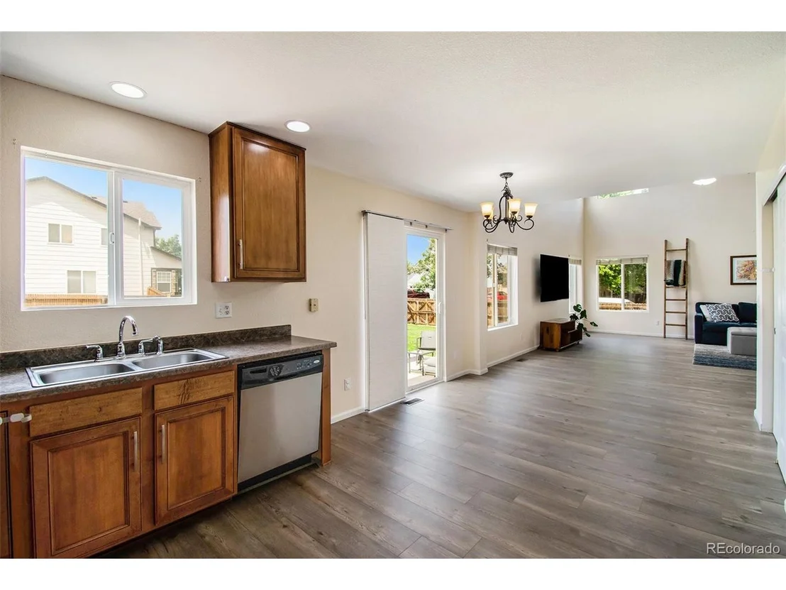 Photo of 7395 Hickory Cir
