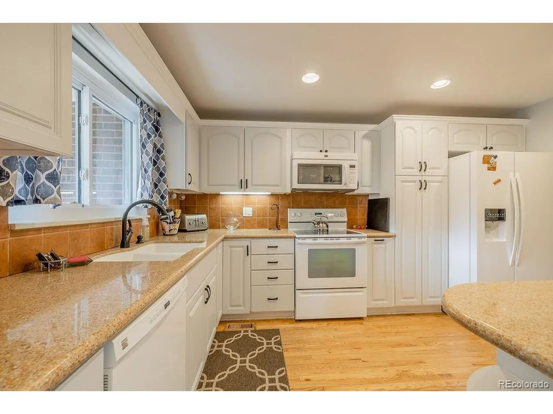 Photo of 13493 Omega Cir