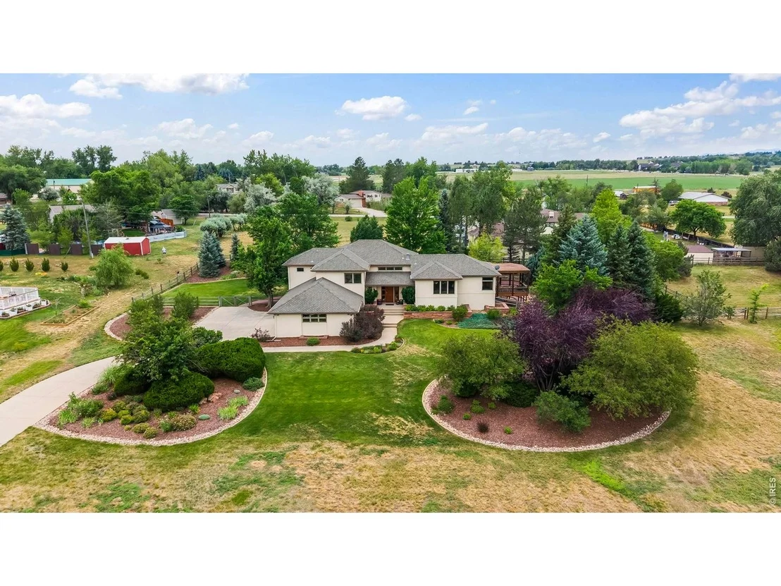 Photo of 7542 Crestview Dr