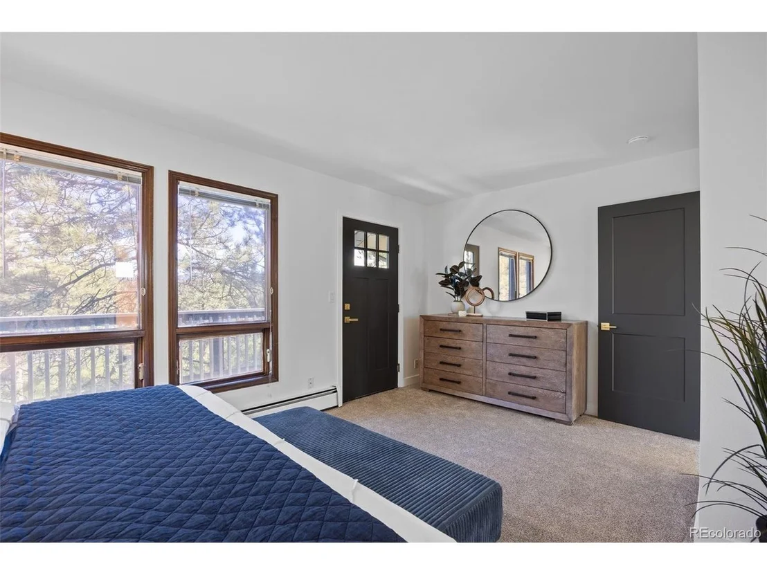 Photo of 4800 Forest Hill Rd