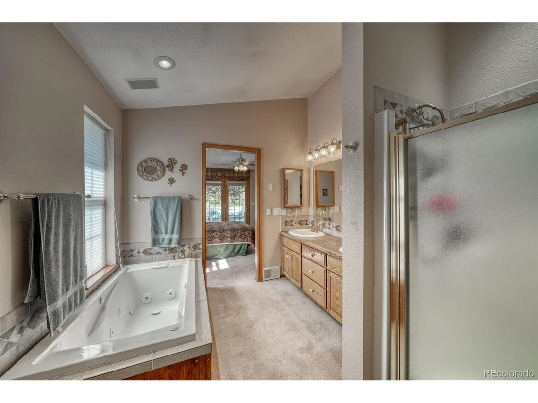 Photo of 6900 County Road 111b