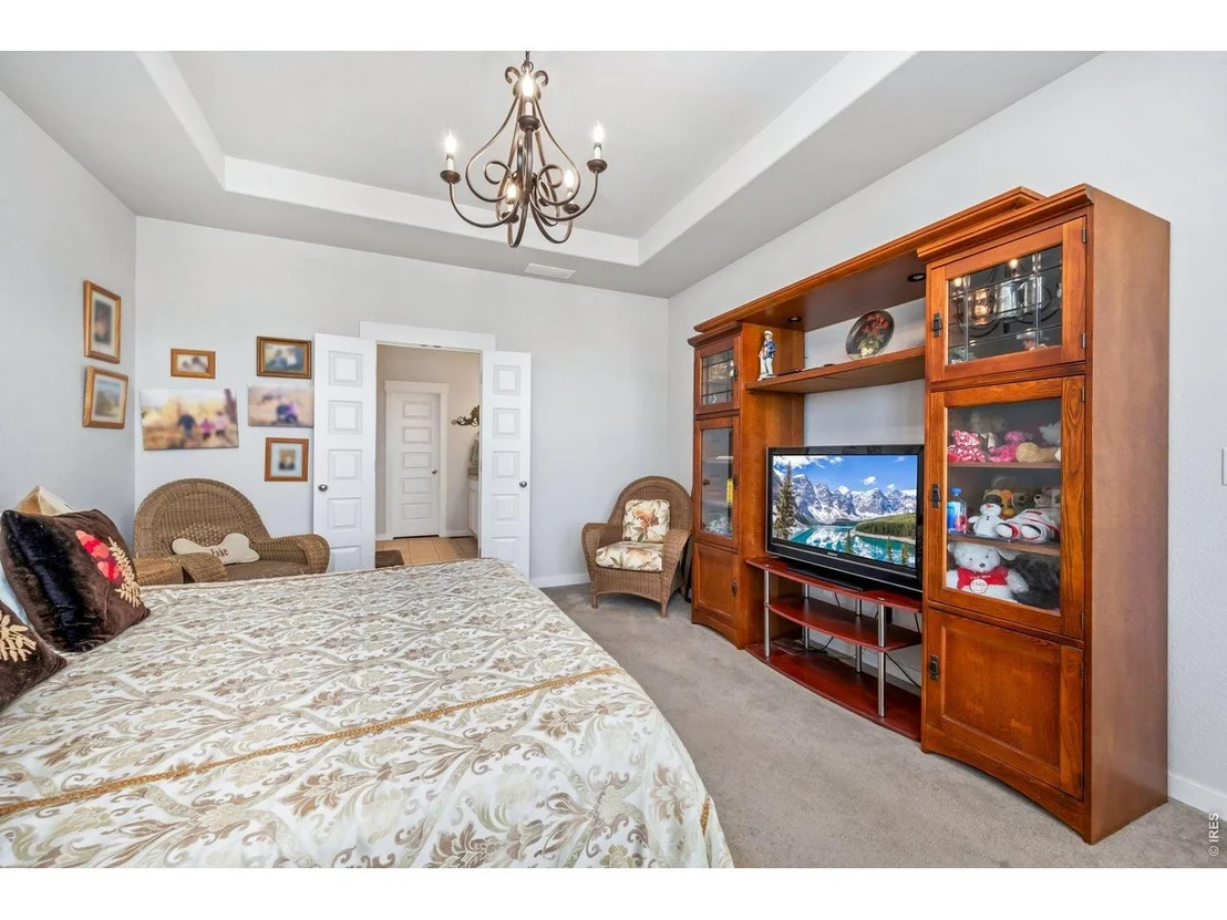 Photo of 4347 Bluffview Dr
