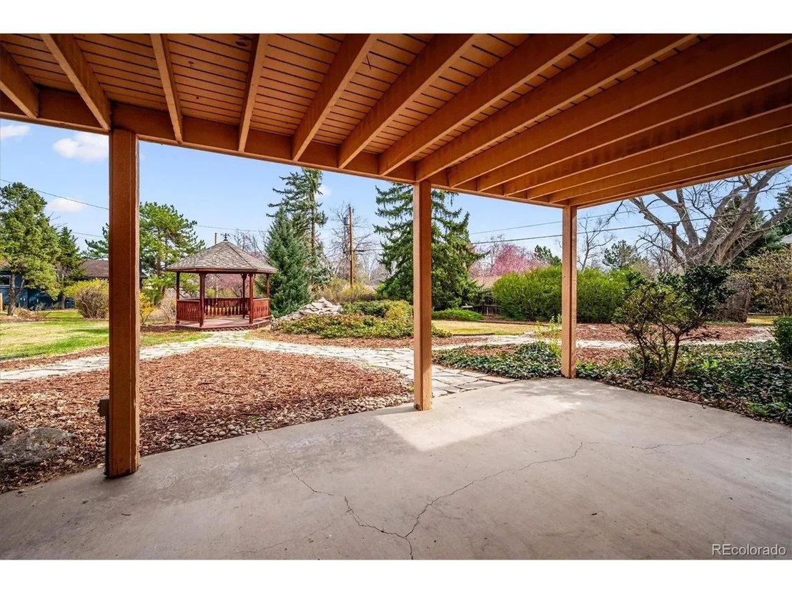 Photo of 14075 Crabapple Rd