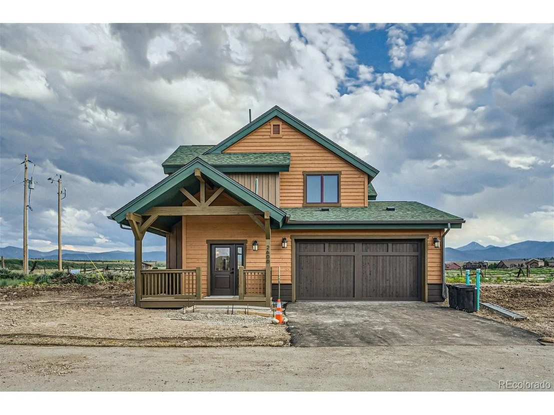 Photo of 2600 Lupine Ln