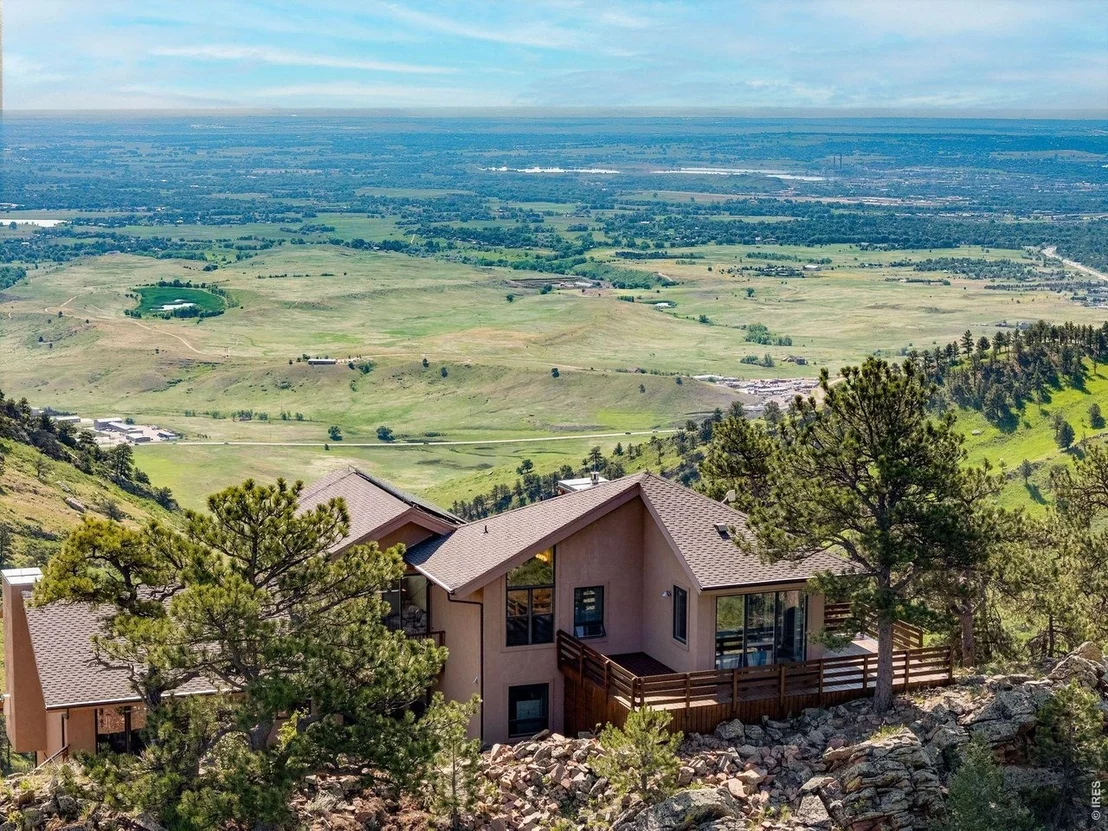 Photo of 6183 Red Hill Rd