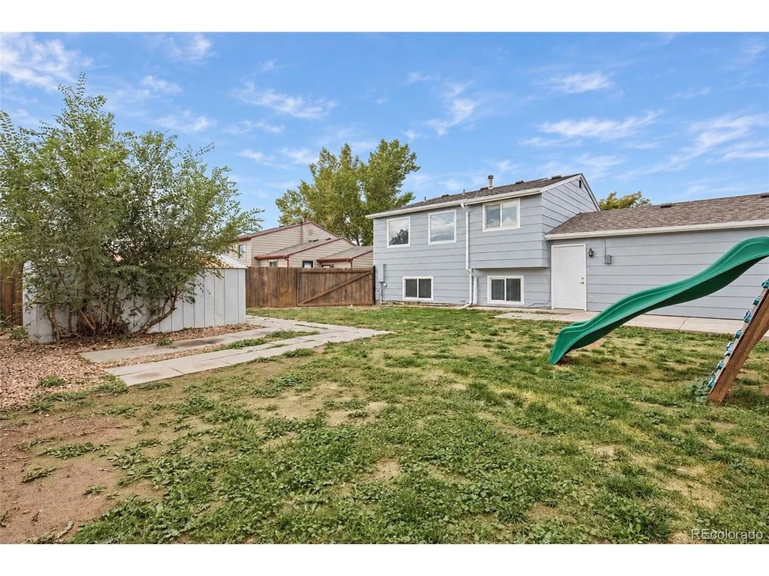 Photo of 216 Jefferson Dr