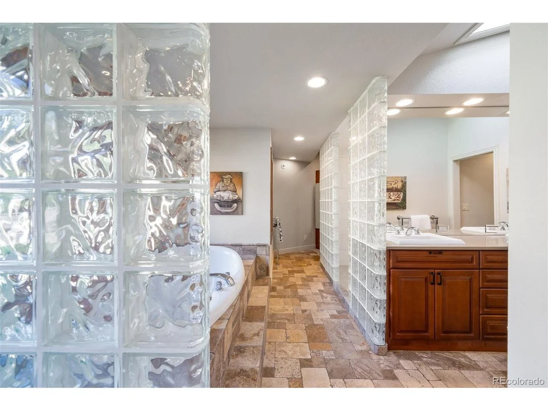 Photo of 2289 Old Quarry Rd