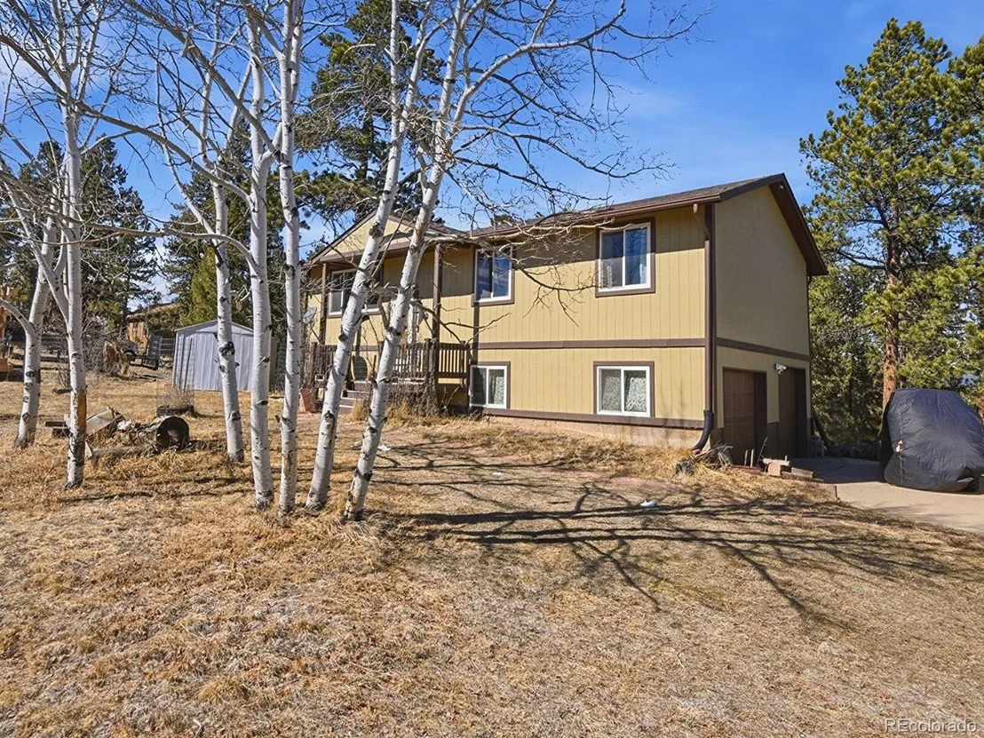 Photo of 399 Conifer Dr