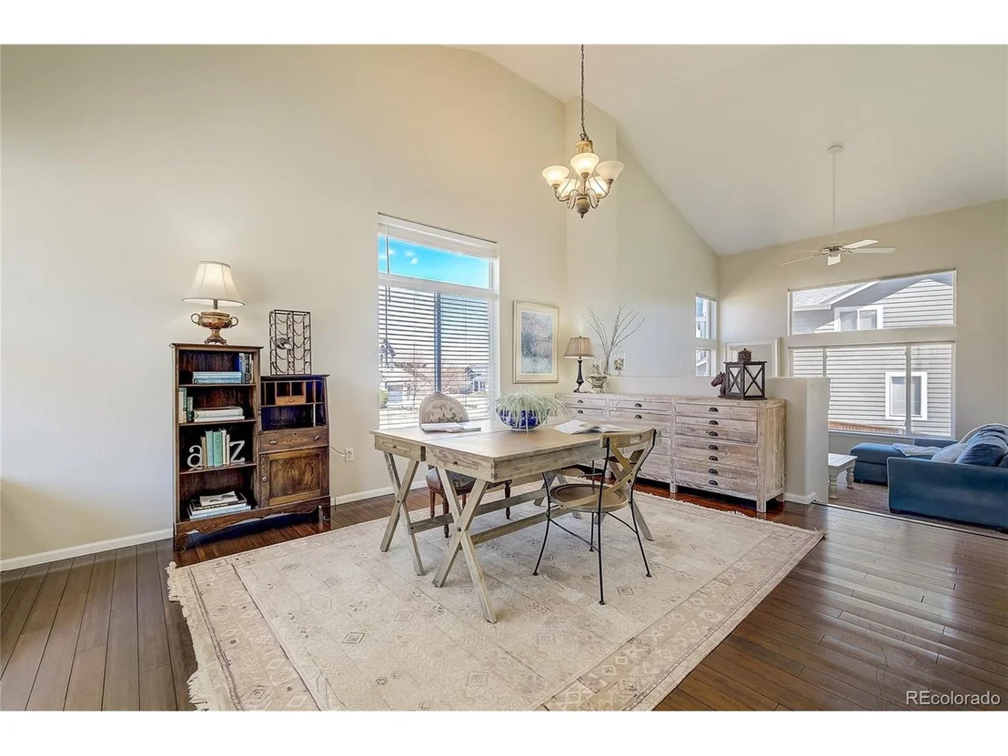 Photo of 10168 Foxridge Cir