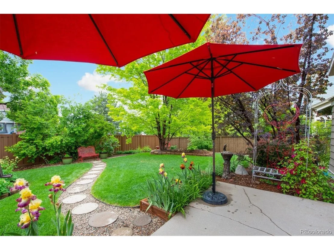 Photo of 9611 Sterling Dr