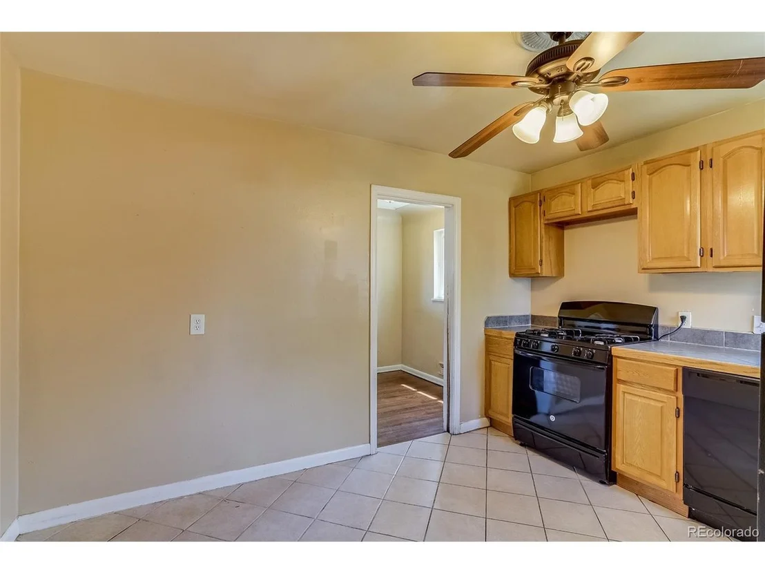 Photo of 3685 Jasmine St