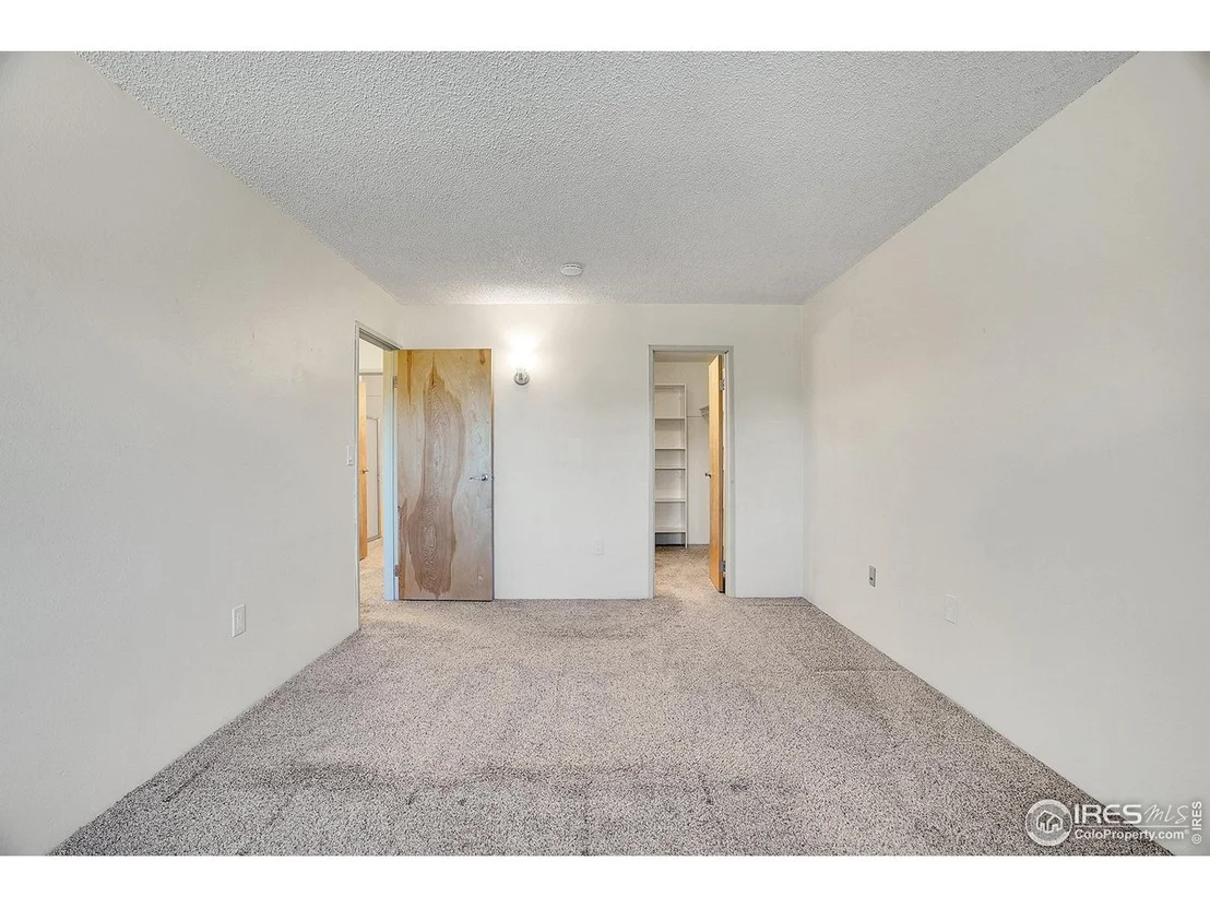 Photo of Unit 303 at 3150 Iris Ave
