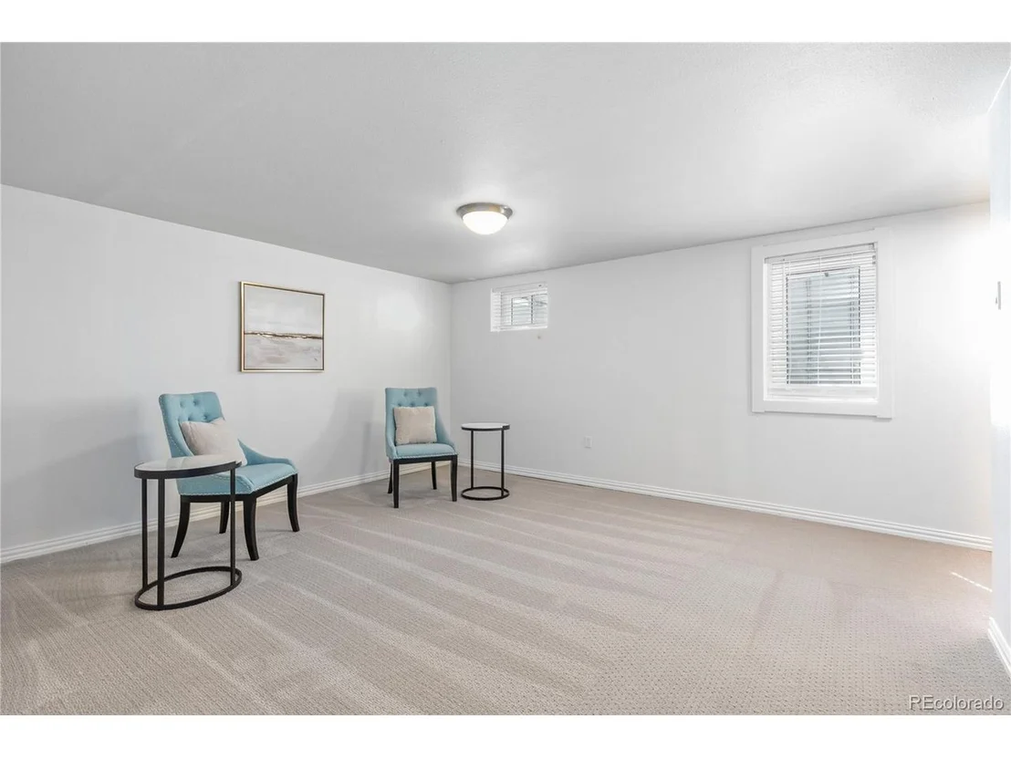 Photo of 5633 W 71st Pl