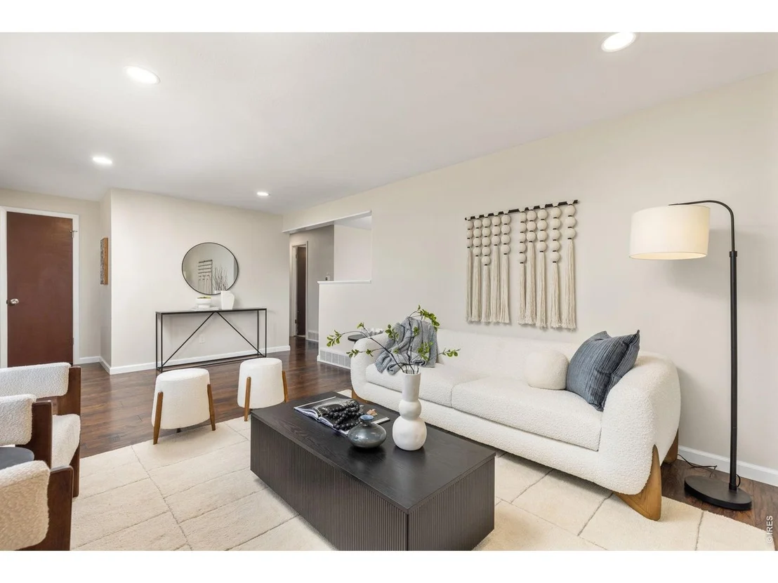 Photo of 1120 Marigold Dr