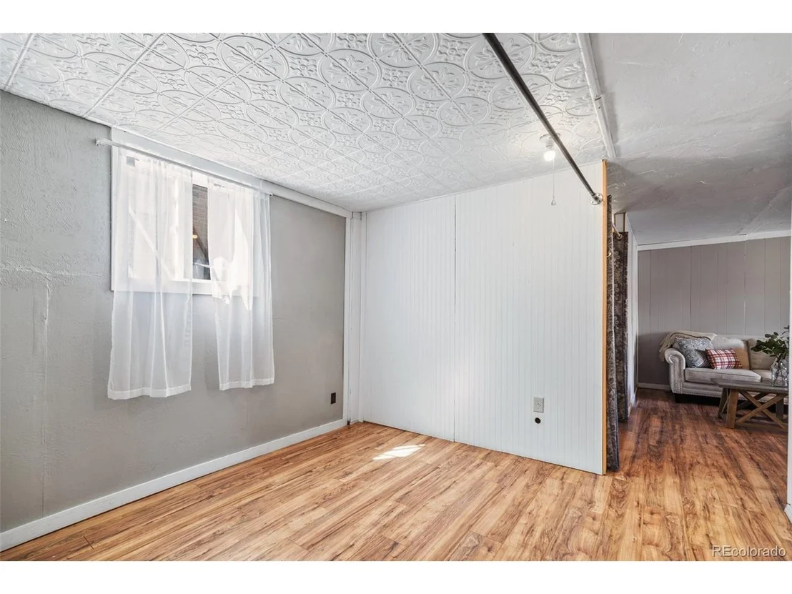 Photo of 104 N 3rd St