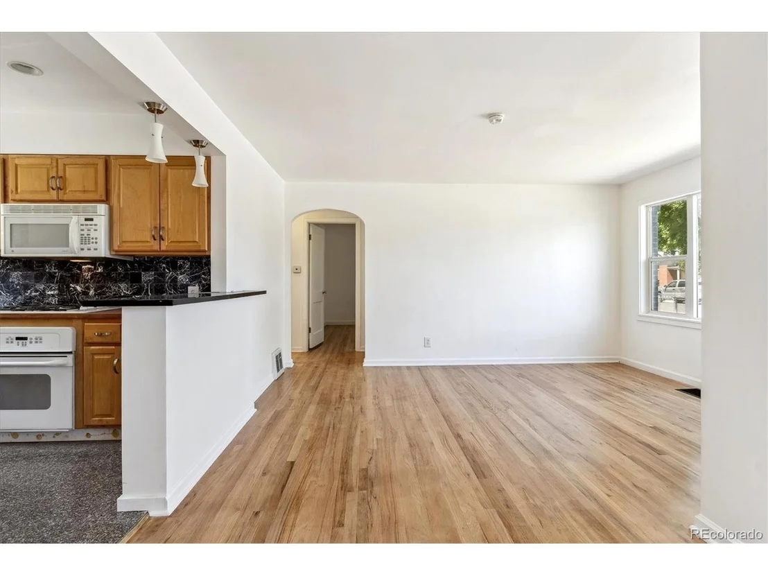 Photo of 2045 Newark St