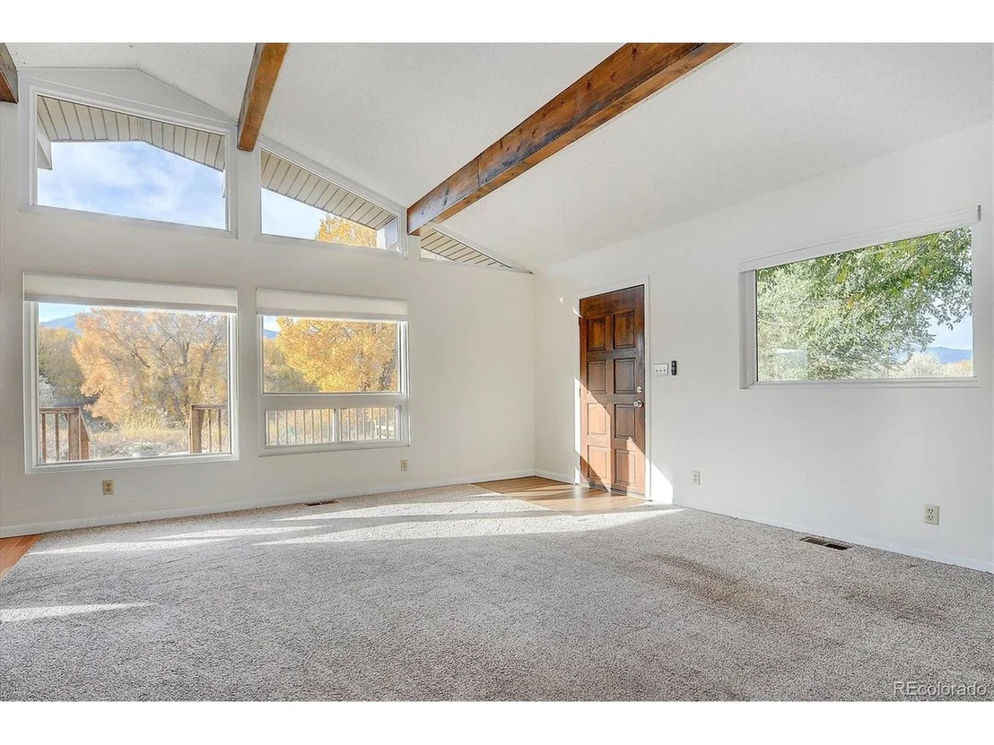 Photo of 8742 County Road 175