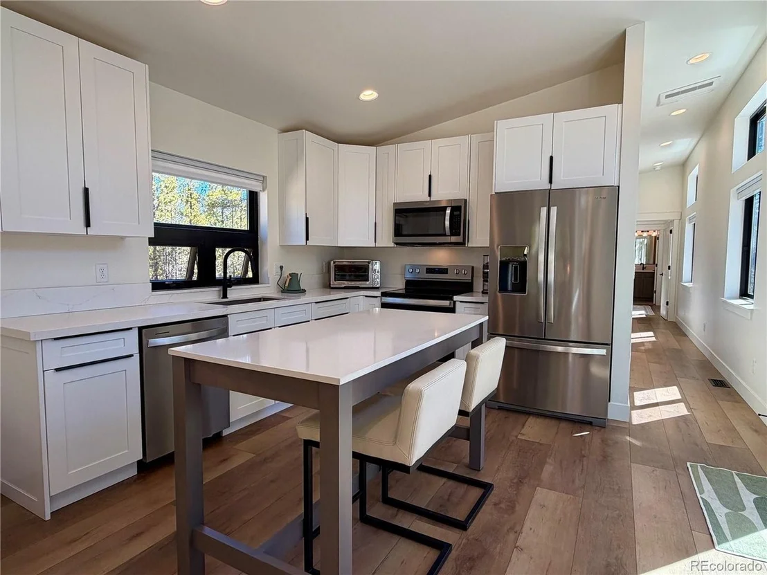Photo of 341 Cedar Dr