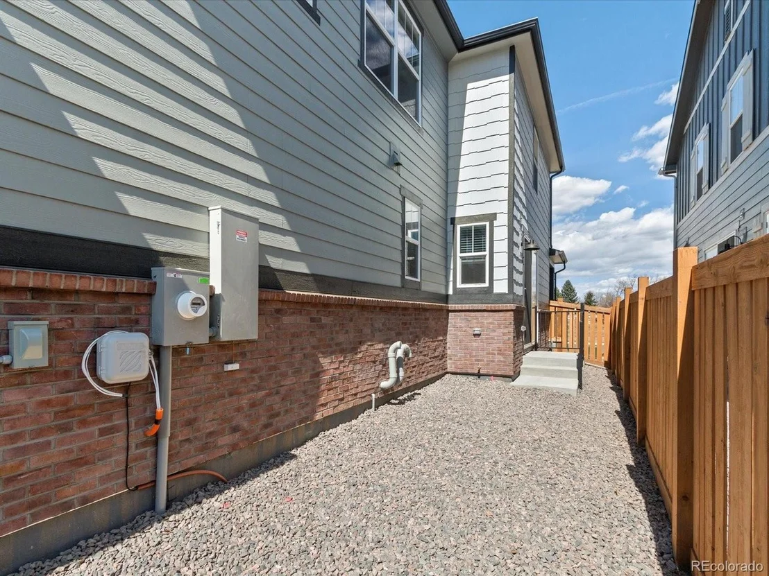 Photo of 383 Remuda Rd