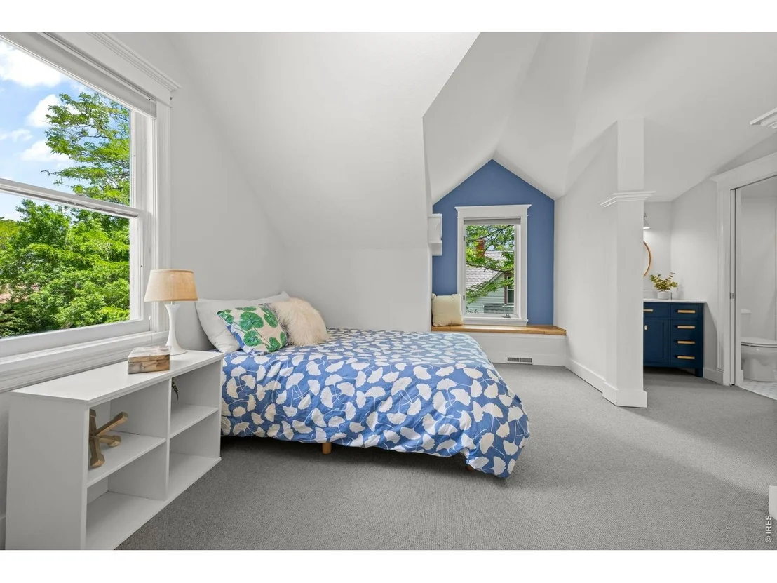 Photo of 804 Dewey Ave