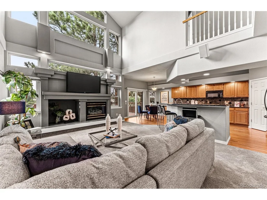 Photo of 7943 Chaparral Rd
