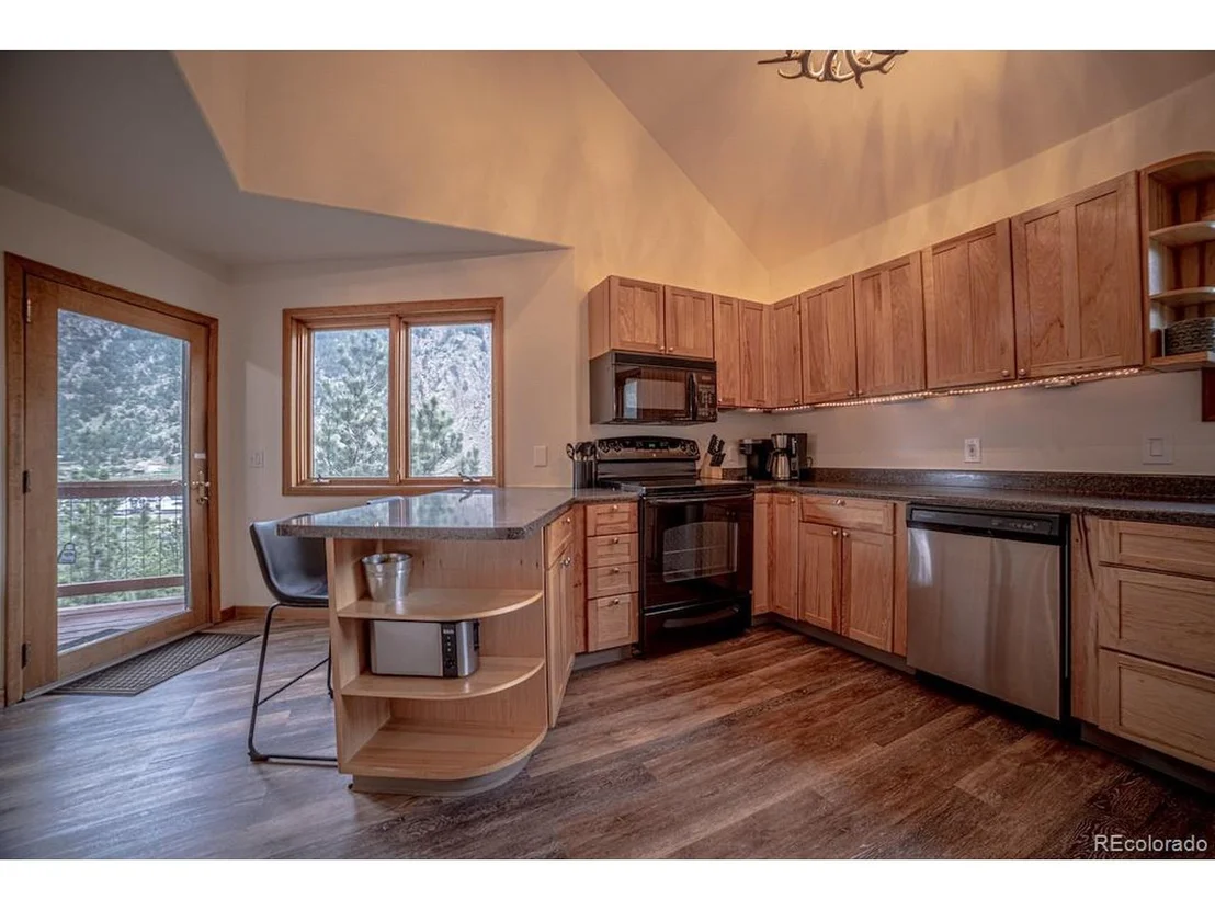 Photo of 350 Saxon Mountain Rd