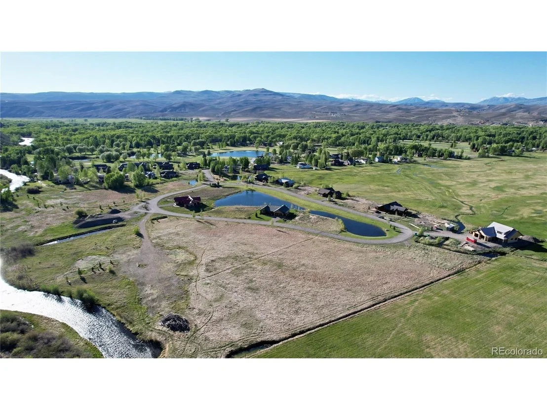 Photo of 71 Tomichi Creek Loop