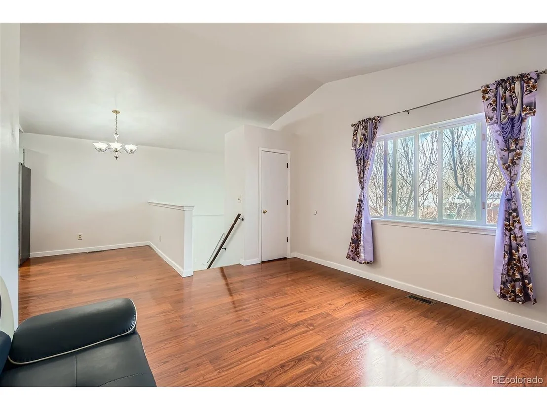 Photo of 2232 Ash Ave