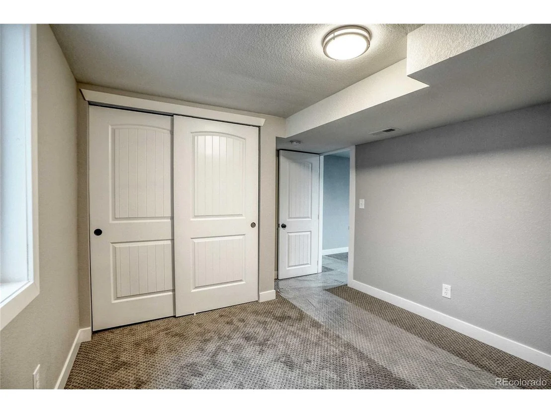 Photo of 6450 W 77th Pl