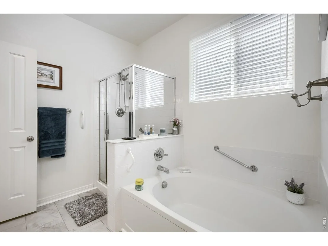Photo of 537 Peregrine Cir