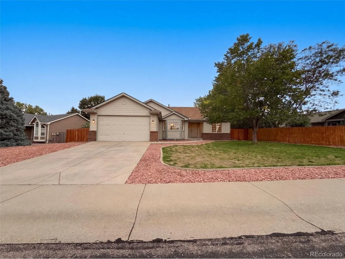 Photo of 1814 Chesapeake Cir