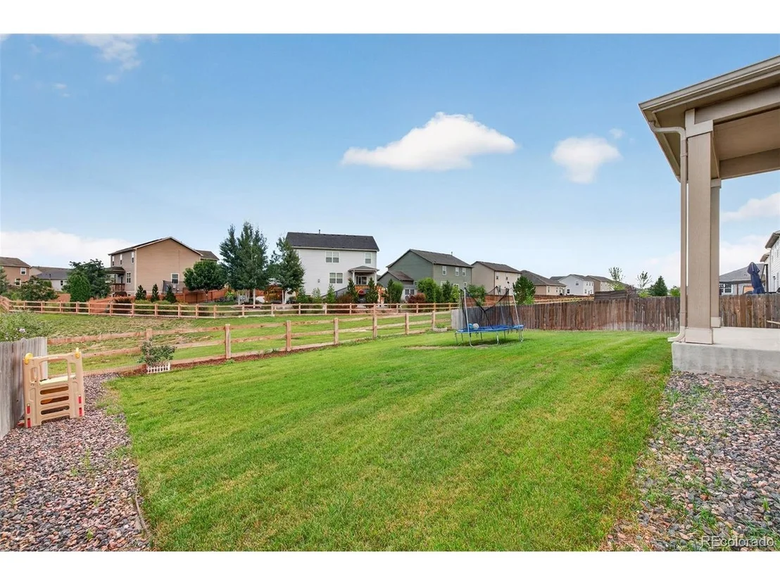 Photo of 914 Charlton Dr