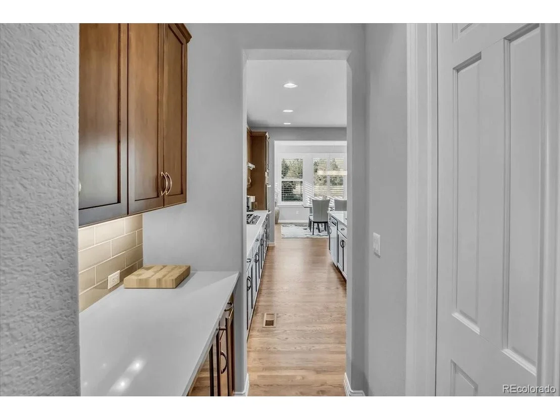 Photo of 288 Maplehurst Pt