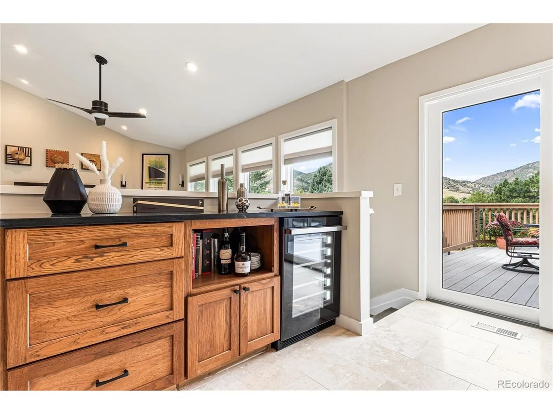 Photo of 5590 Crestbrook Dr