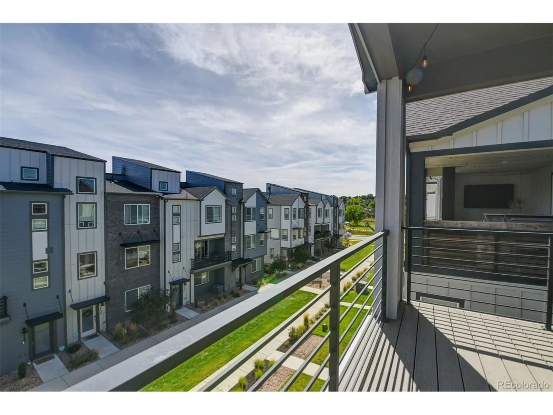 Photo of 5738 Urban Ctr