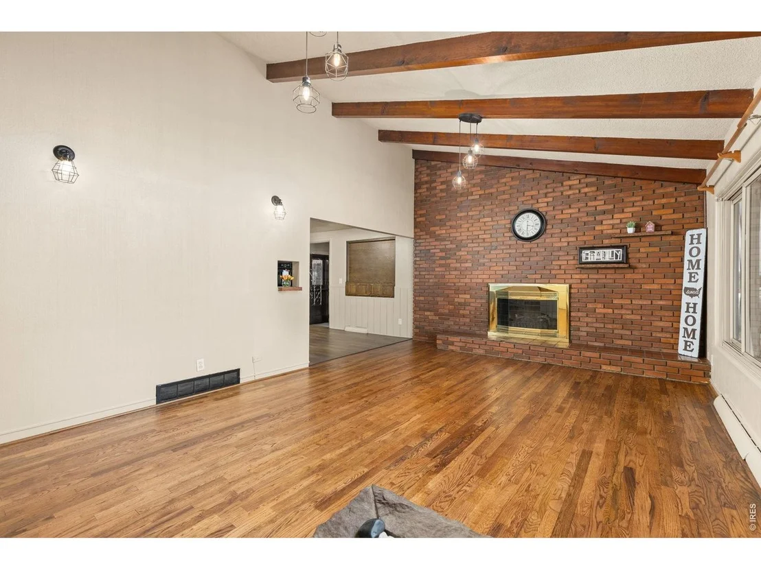 Photo of 721 35th Ave