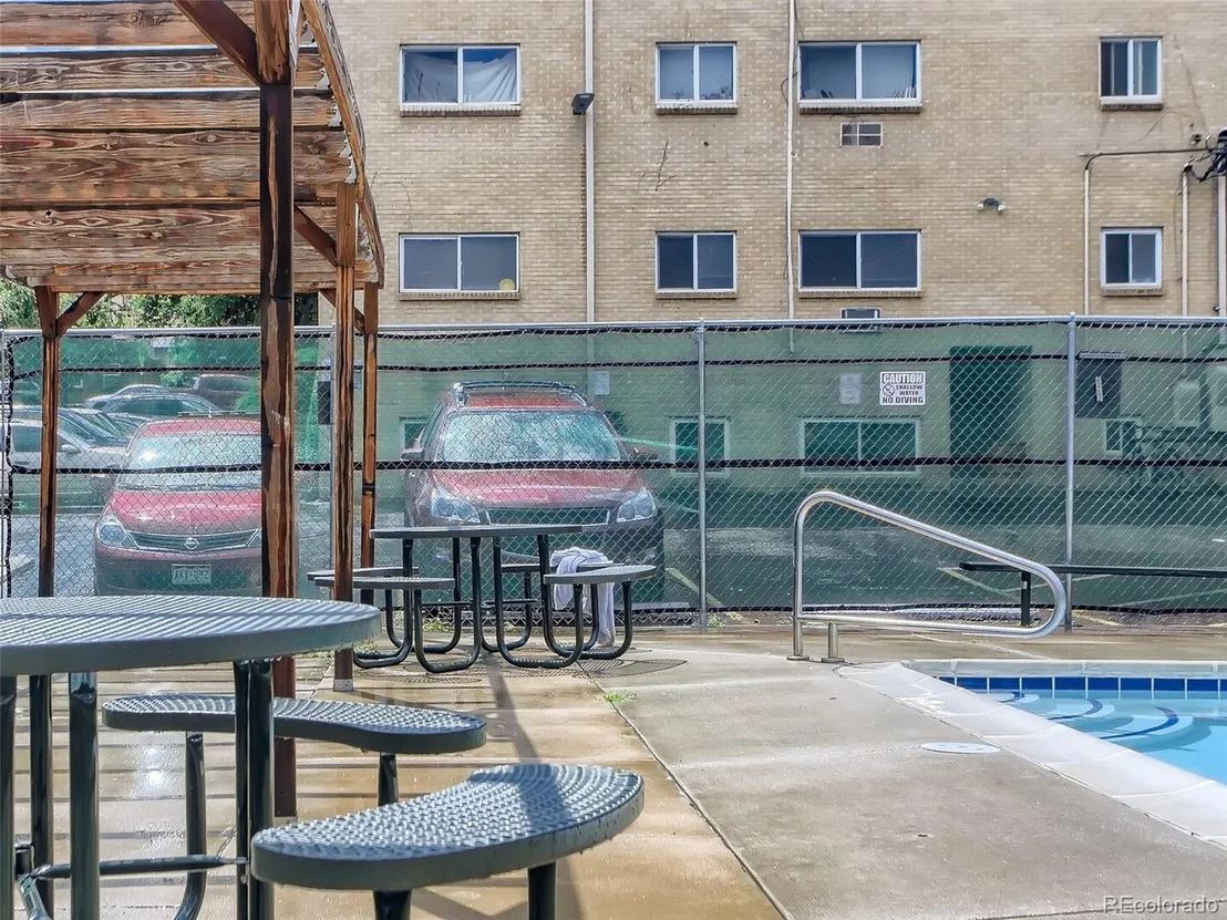 Photo of Unit 308 at 830 20th St