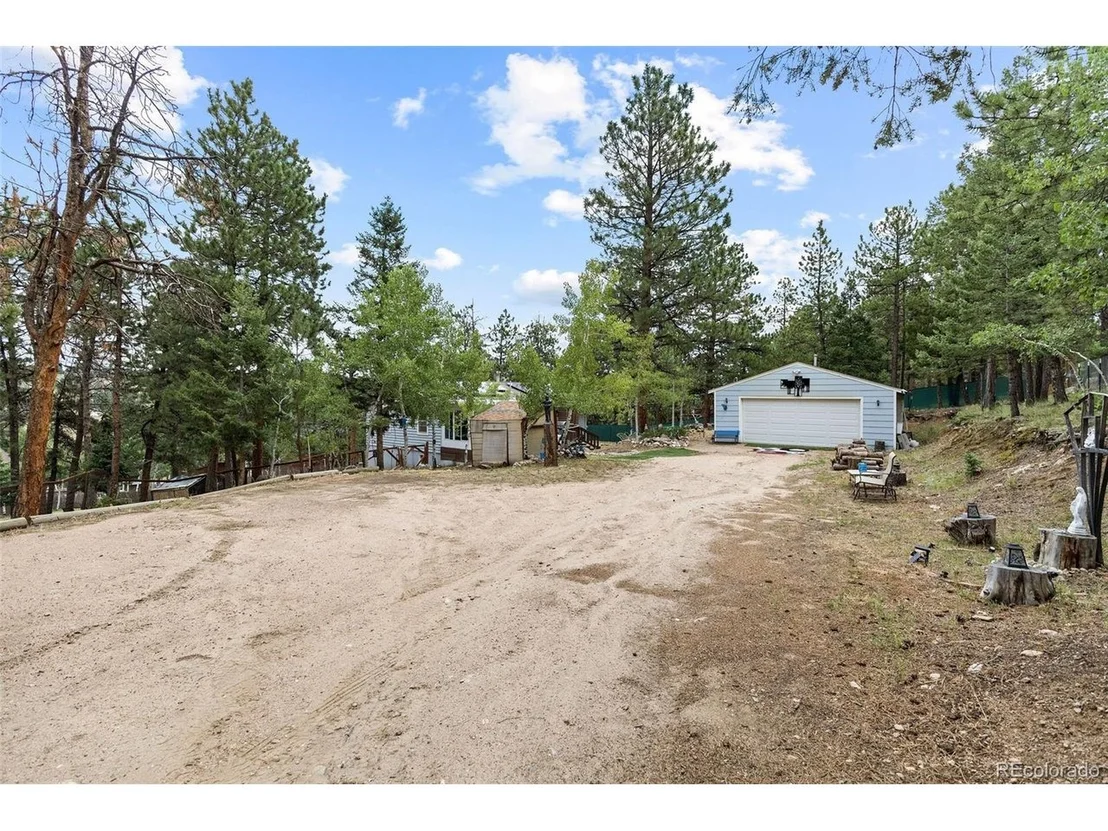 Photo of 41 Yew Ln