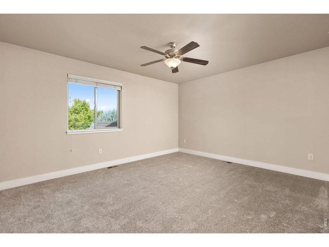 Photo of 102 Kitty Hawk Dr